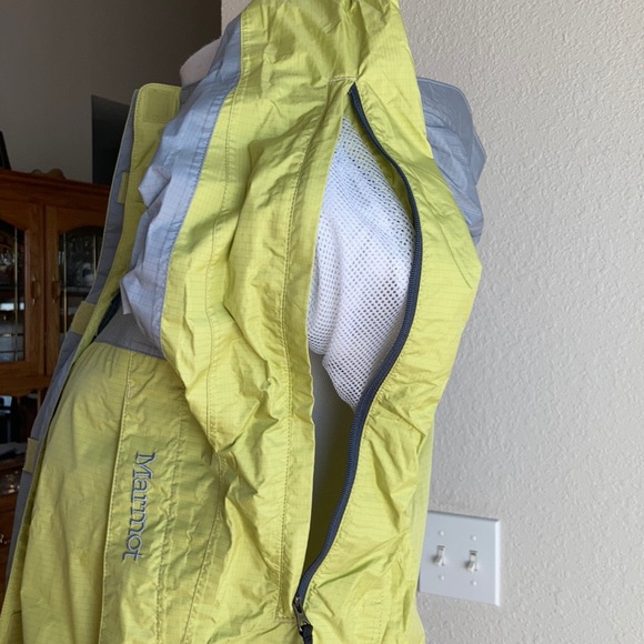 Marmot Jacket Coat - Picture 10 of 12